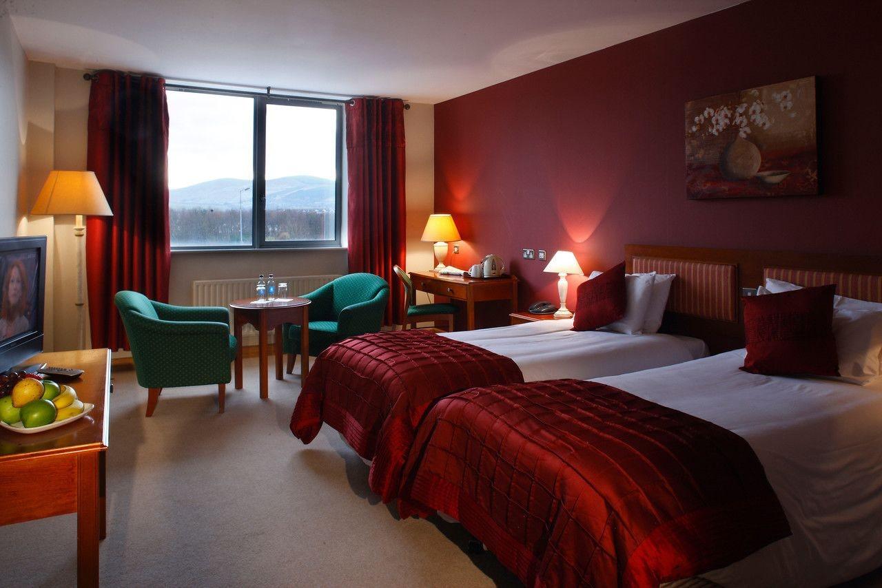 Plaza Hotel 4*